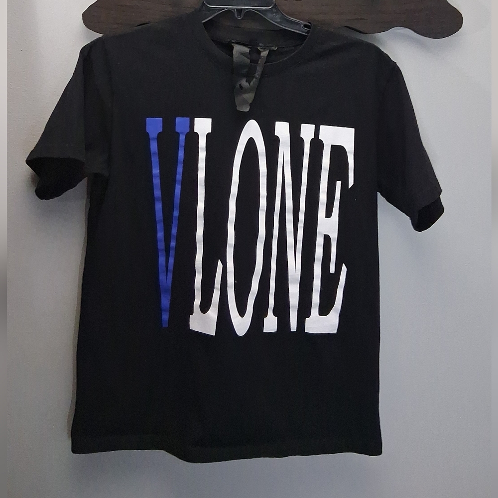 Vlone Authentic Black ,White & Blue Snake Streetwear Unisex Graphic Tee Size L